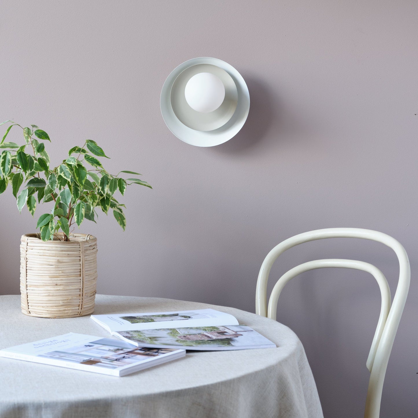 Spin Wall Light
